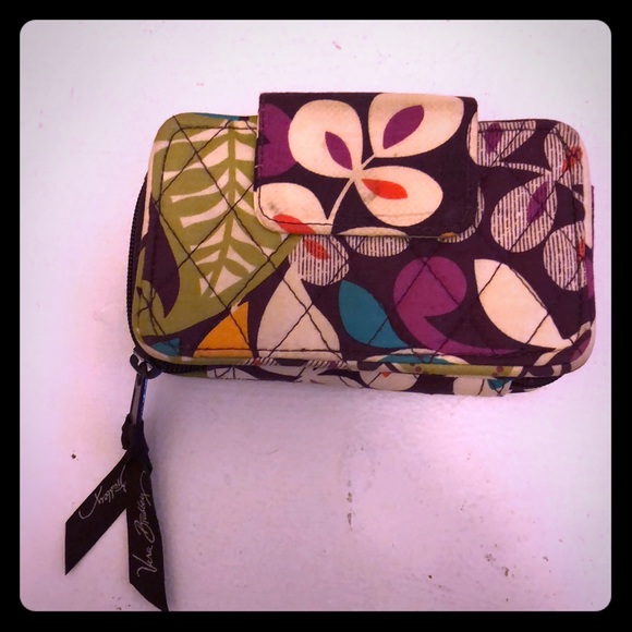 Gently Used Vera Bradley Wallet - Picture 1 of 4